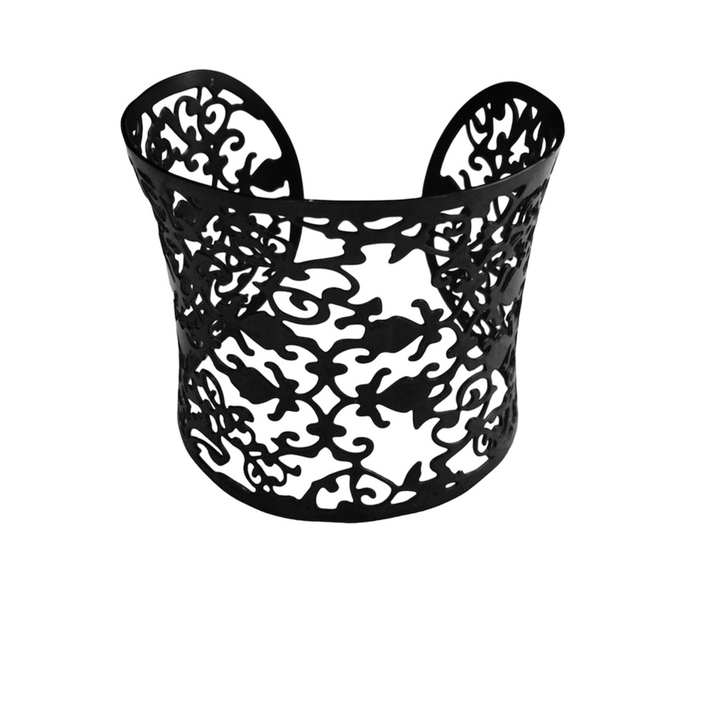 Black Metal Die-cut Cuff